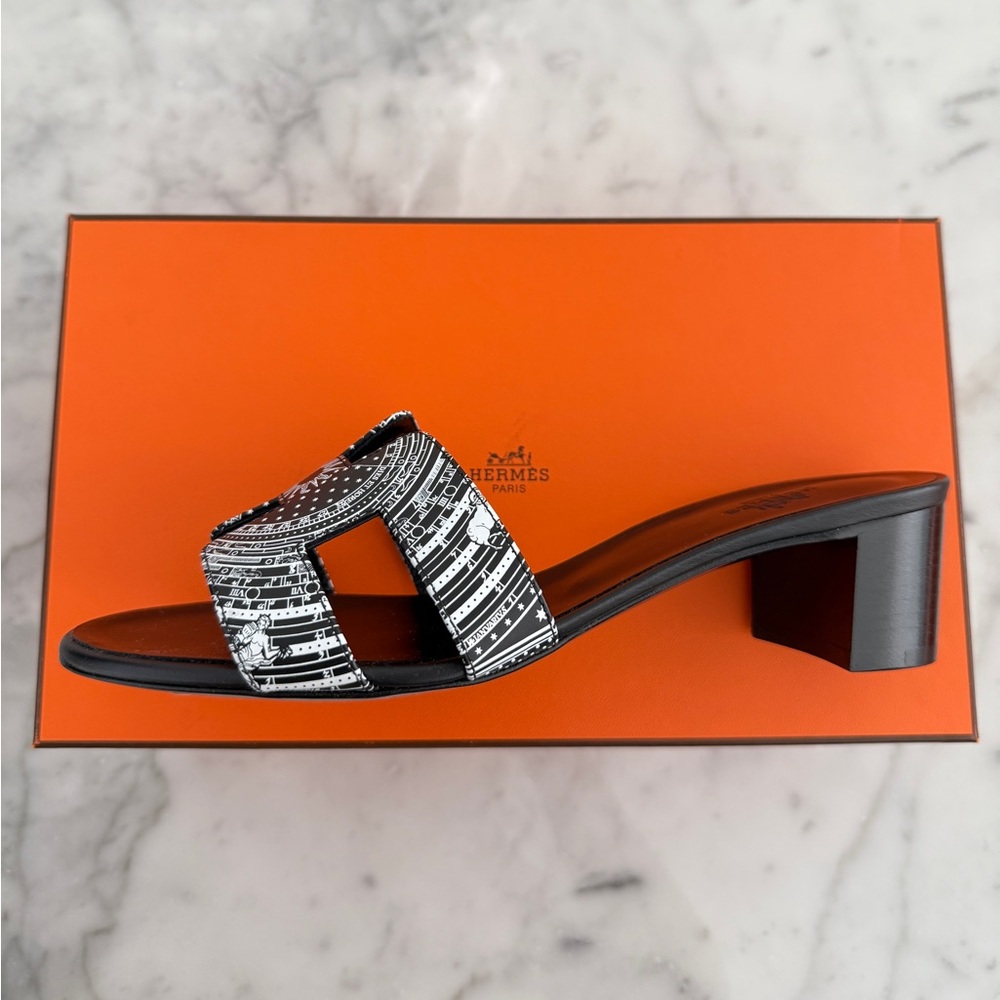 Hermes Oasis "Astrologie Bandana" Black and White Calfskin Veau Imprime Noir 38 - Picture 14 of 16